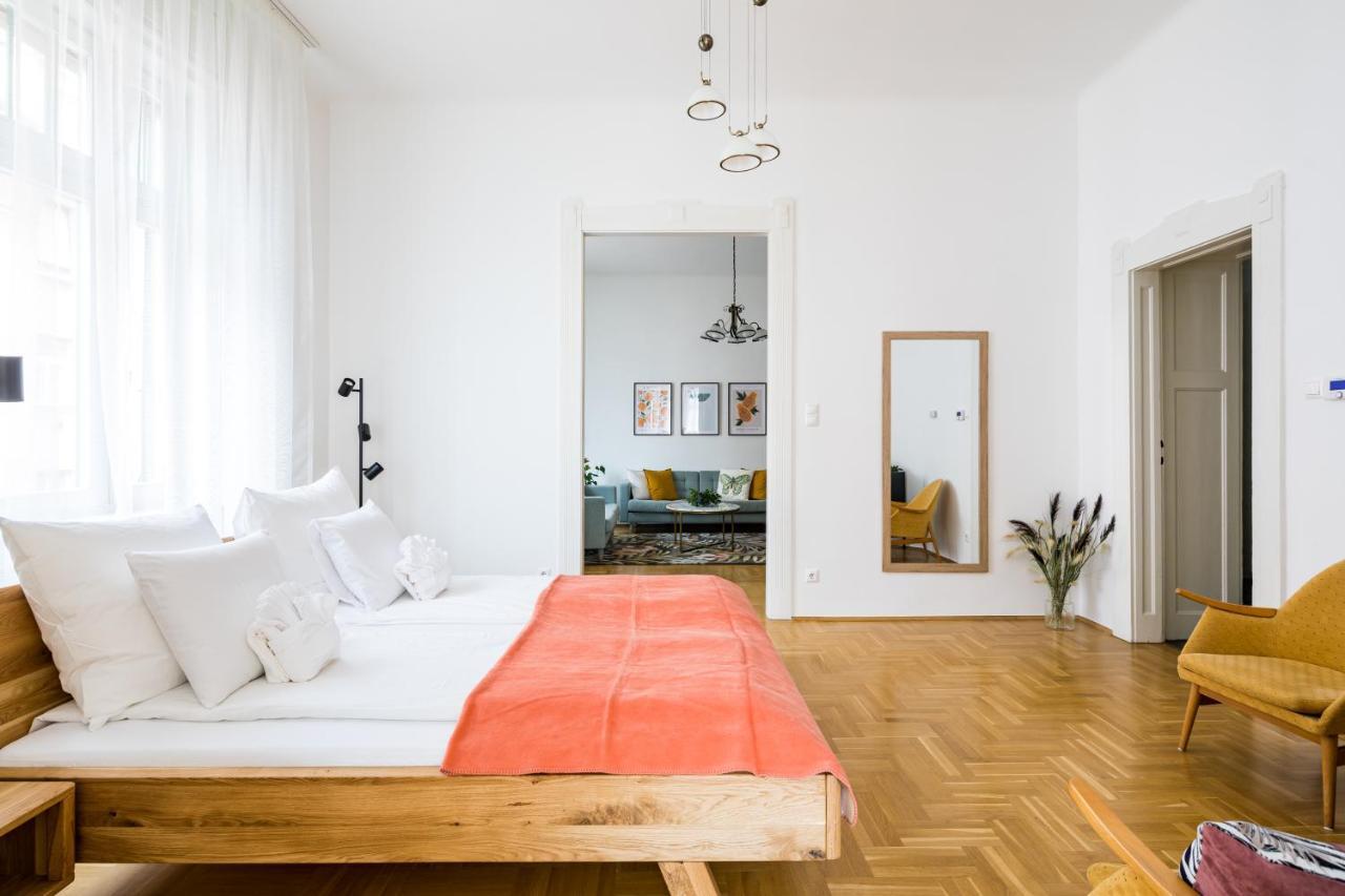 Captain Buda Apartment Budapest Exterior photo